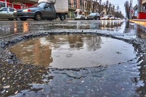 Arlington Heights pothole injury lawyer